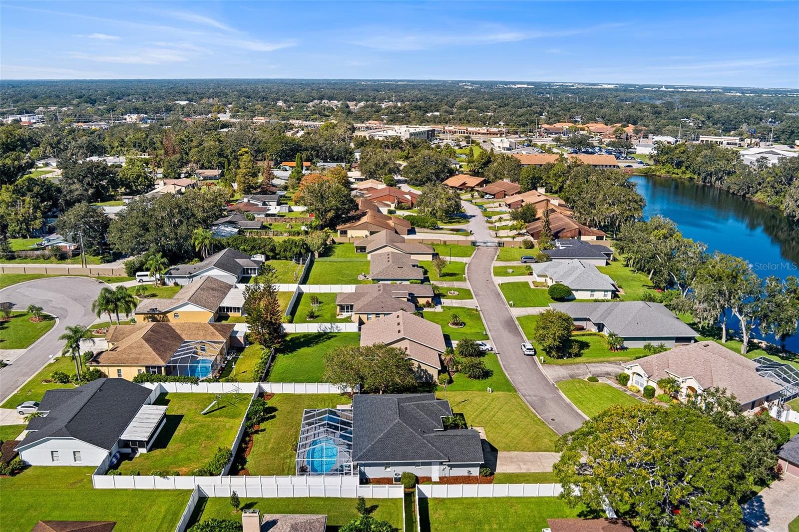 Single Family Residence at 435 LAKE HARRIS DR, LAKELAND, photo 45 of 49
