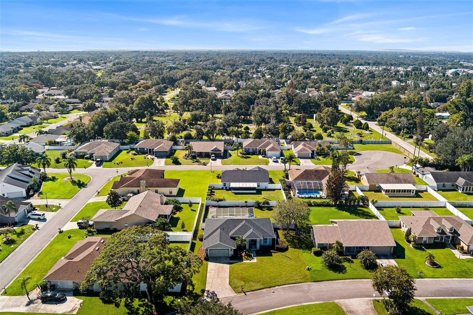 Single Family Residence at 435 LAKE HARRIS DR, LAKELAND, photo 46 of 49