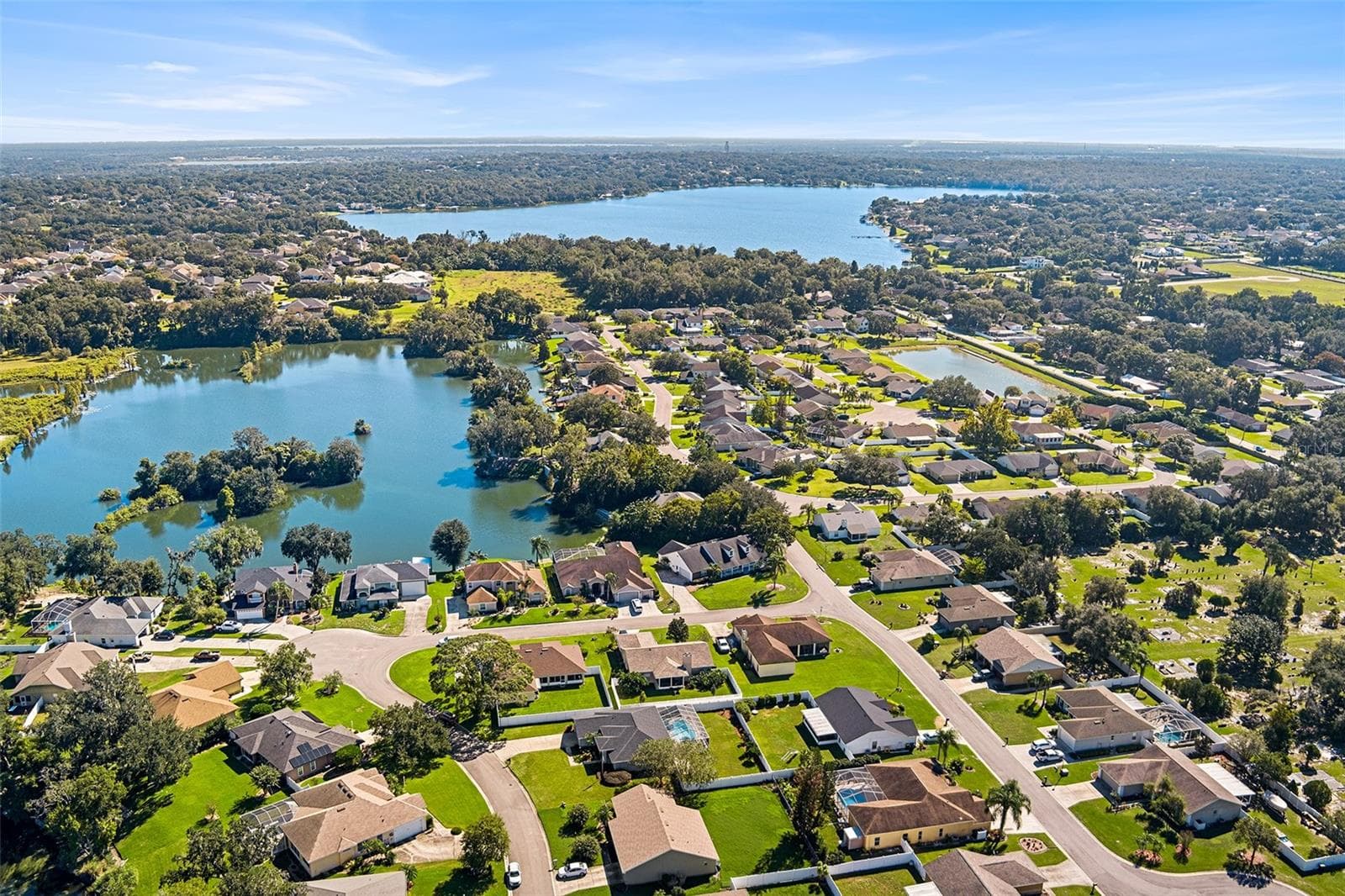 Single Family Residence at 435 LAKE HARRIS DR, LAKELAND, photo 47 of 49