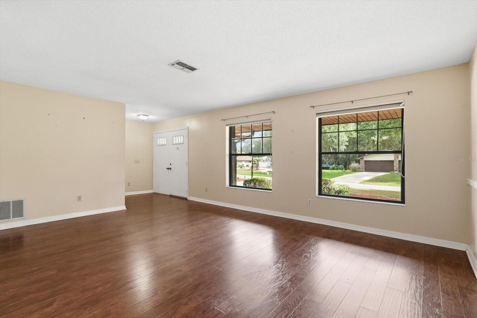 Single Family Residence at 30 SYCAMORE CIR, HOMOSASSA, photo 8 of 44