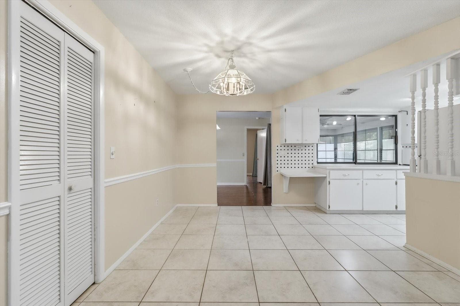 Single Family Residence at 30 SYCAMORE CIR, HOMOSASSA, photo 11 of 44