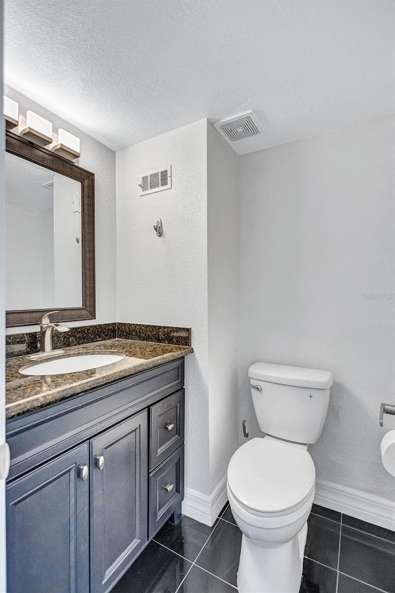Townhouse at 4515 LA CAPRI CT, TAMPA, photo 10 of 36