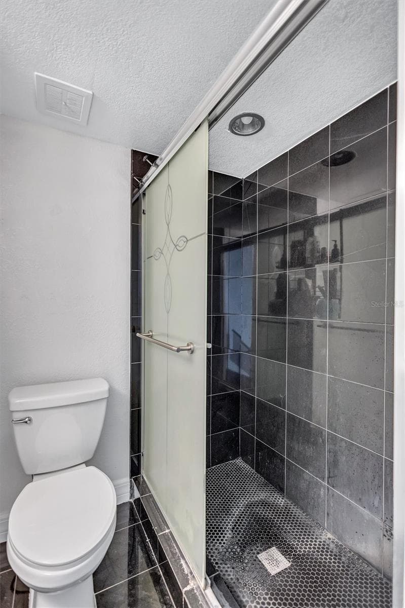 Townhouse at 4515 LA CAPRI CT, TAMPA, photo 17 of 36