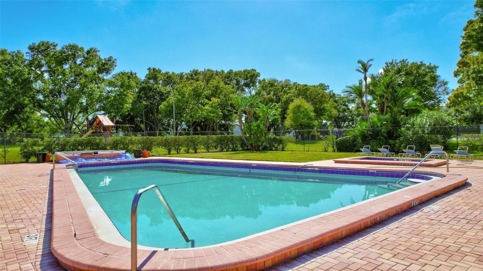 Townhouse at 4515 LA CAPRI CT, TAMPA, photo 26 of 36