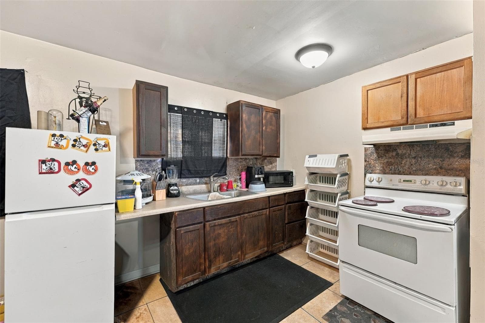 Triplex at 1119 W 12TH ST, SANFORD, photo 7 of 22