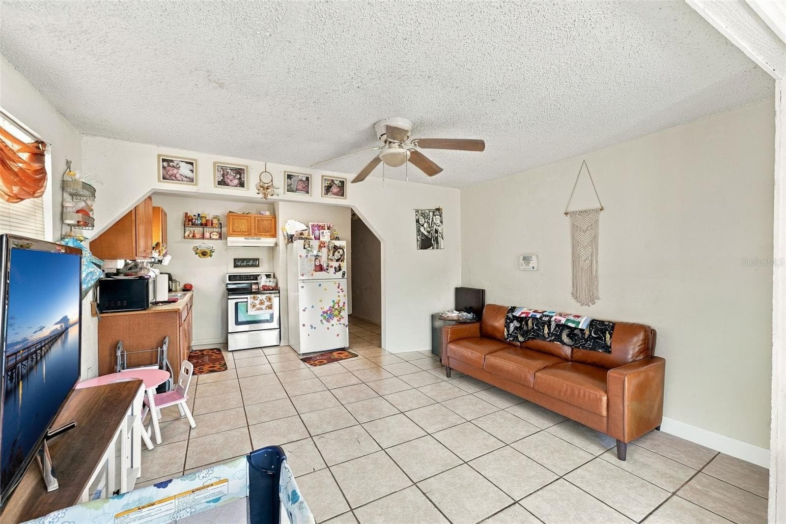 Triplex at 1119 W 12TH ST, SANFORD, photo 10 of 22