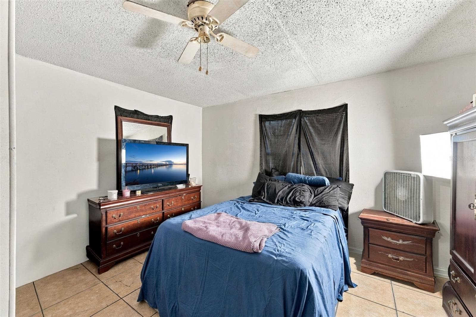 Triplex at 1119 W 12TH ST, SANFORD, photo 15 of 22