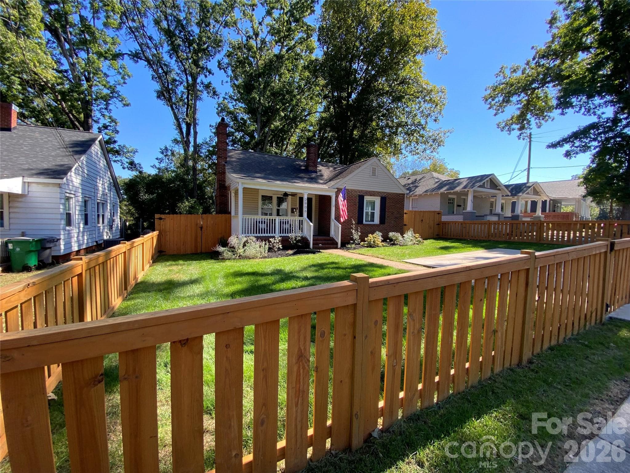 Single Family Residence at 2906 Rush Avenue, Charlotte, photo 4 of 26