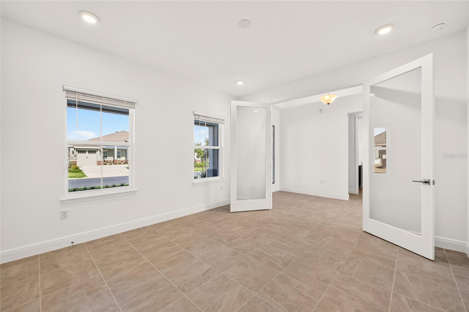 Single Family Residence at 8632 SW 99TH CIR, OCALA, photo 12 of 45