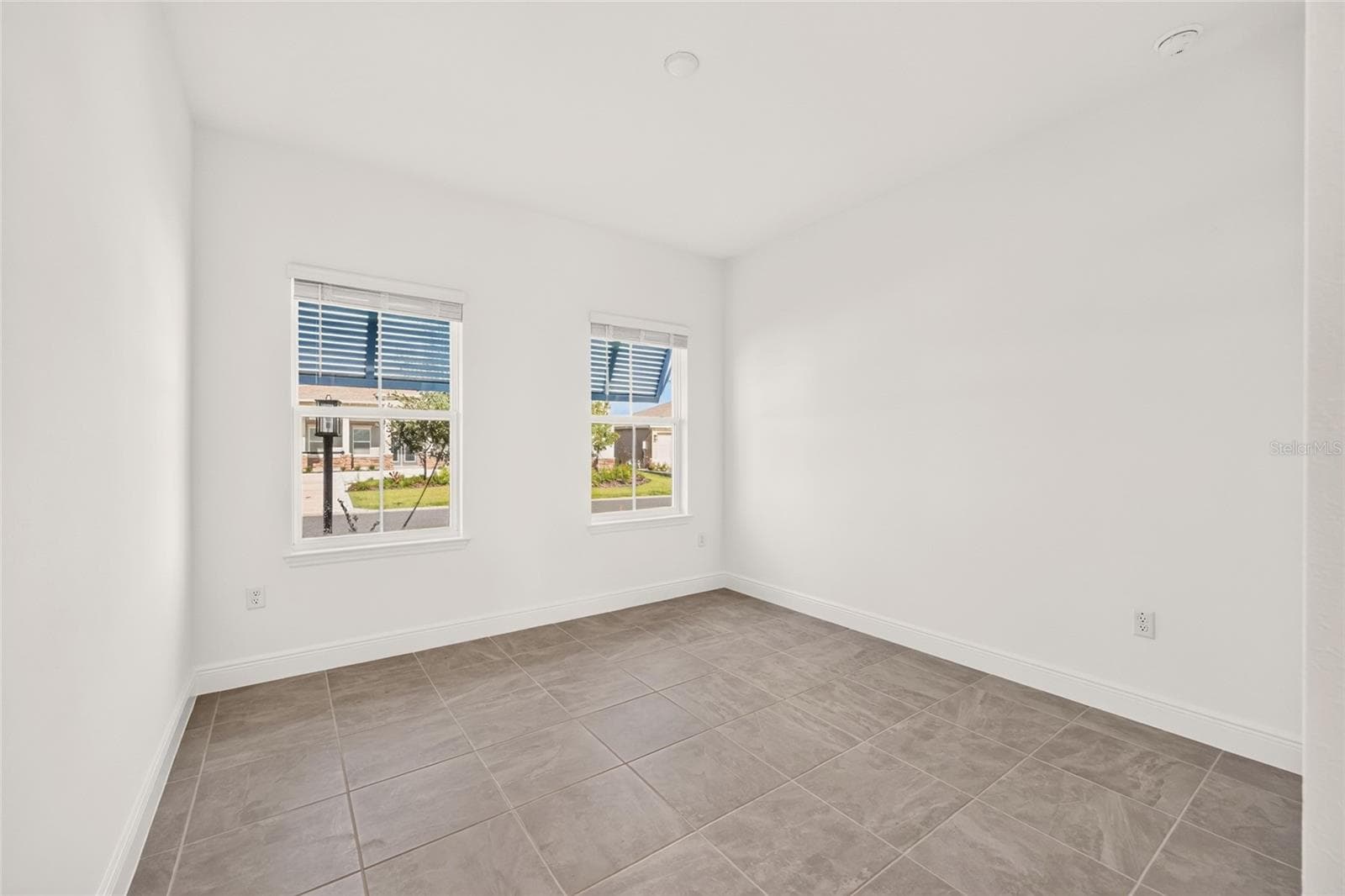 Single Family Residence at 8632 SW 99TH CIR, OCALA, photo 15 of 45