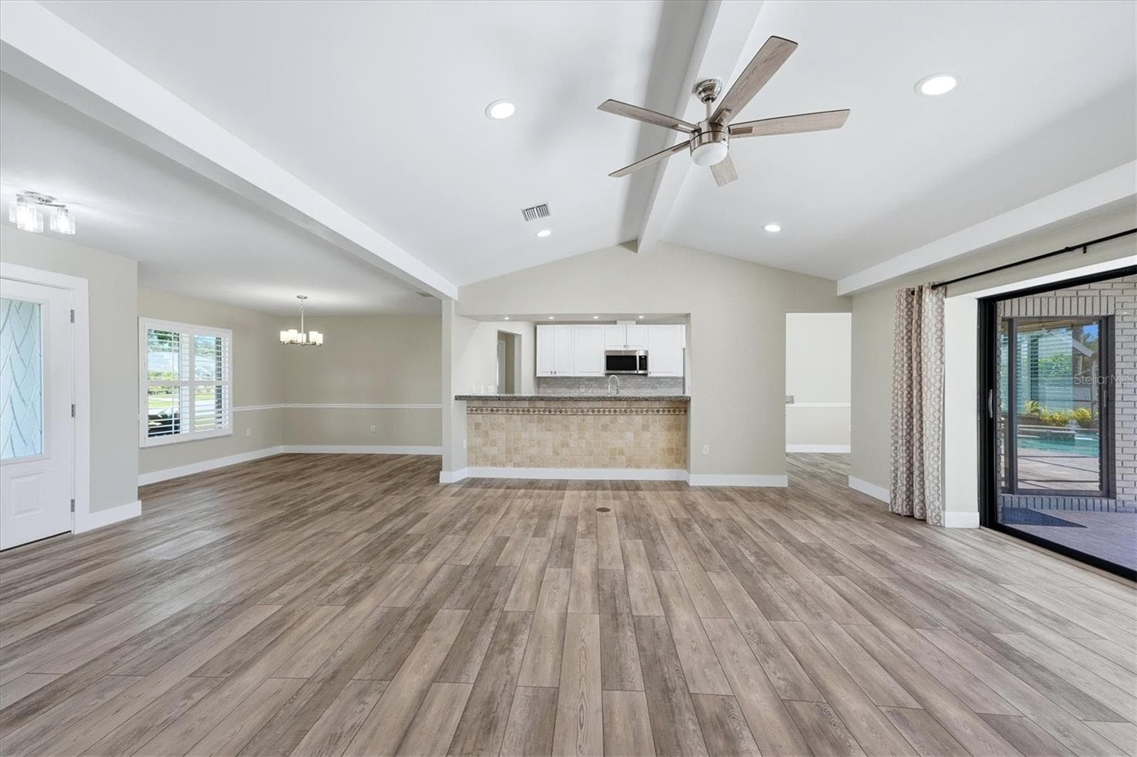 Single Family Residence at 6993 COUNTRY LAKES CIR, SARASOTA, photo 14 of 73