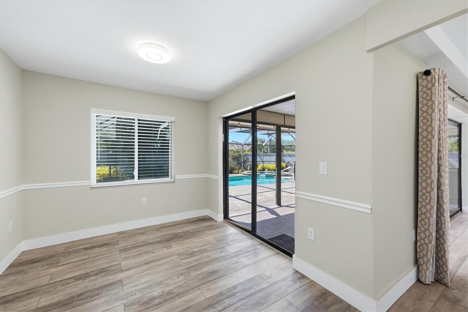 Single Family Residence at 6993 COUNTRY LAKES CIR, SARASOTA, photo 29 of 73