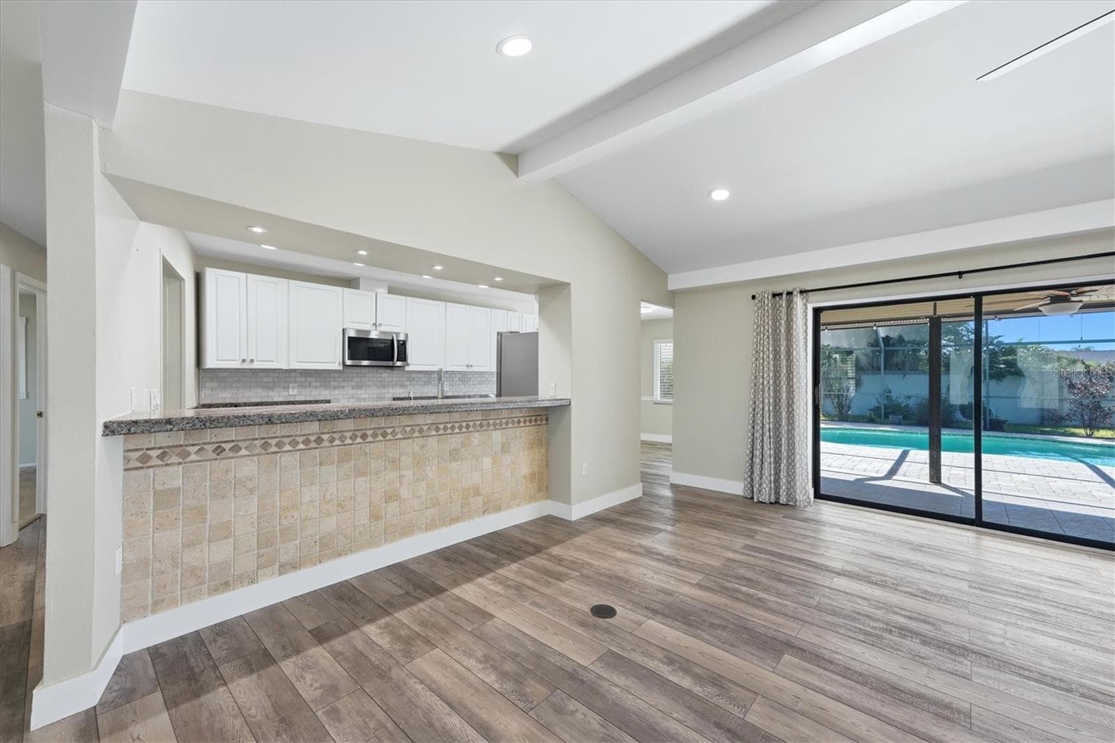 Single Family Residence at 6993 COUNTRY LAKES CIR, SARASOTA, photo 32 of 73
