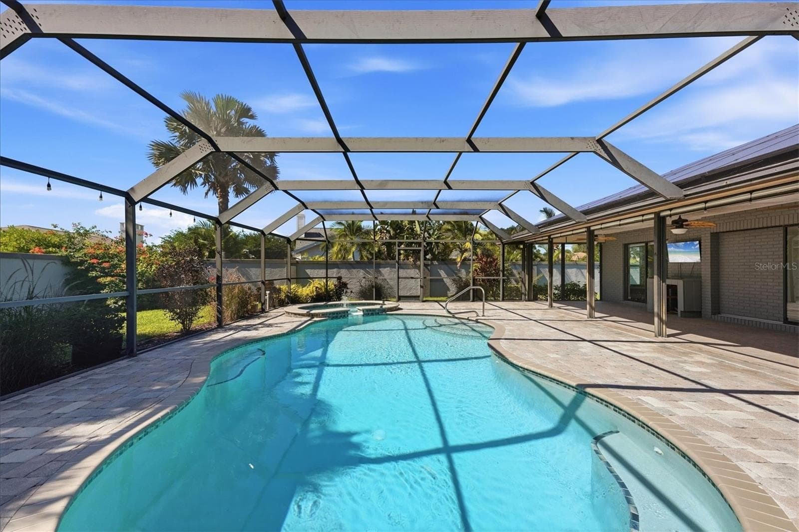 Single Family Residence at 6993 COUNTRY LAKES CIR, SARASOTA, photo 51 of 73