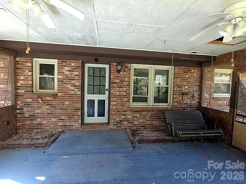 Single Family Residence at 90 Pittman Road, Fletcher, photo 3 of 25
