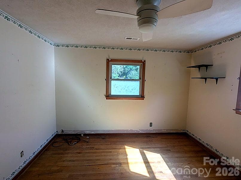 Single Family Residence at 90 Pittman Road, Fletcher, photo 12 of 25