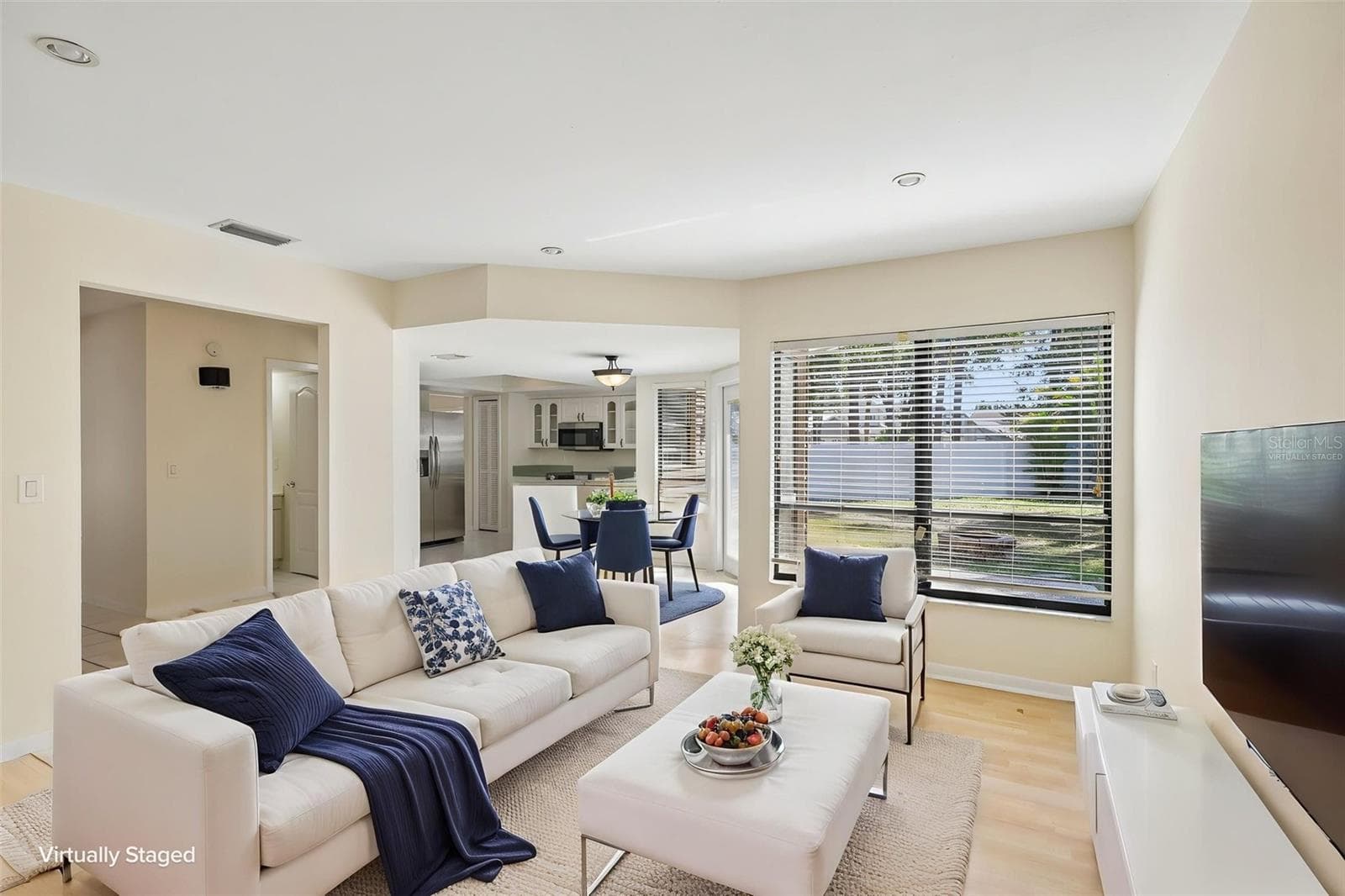 Virtually Staged - 16148 GARDENDALE DR, TAMPA