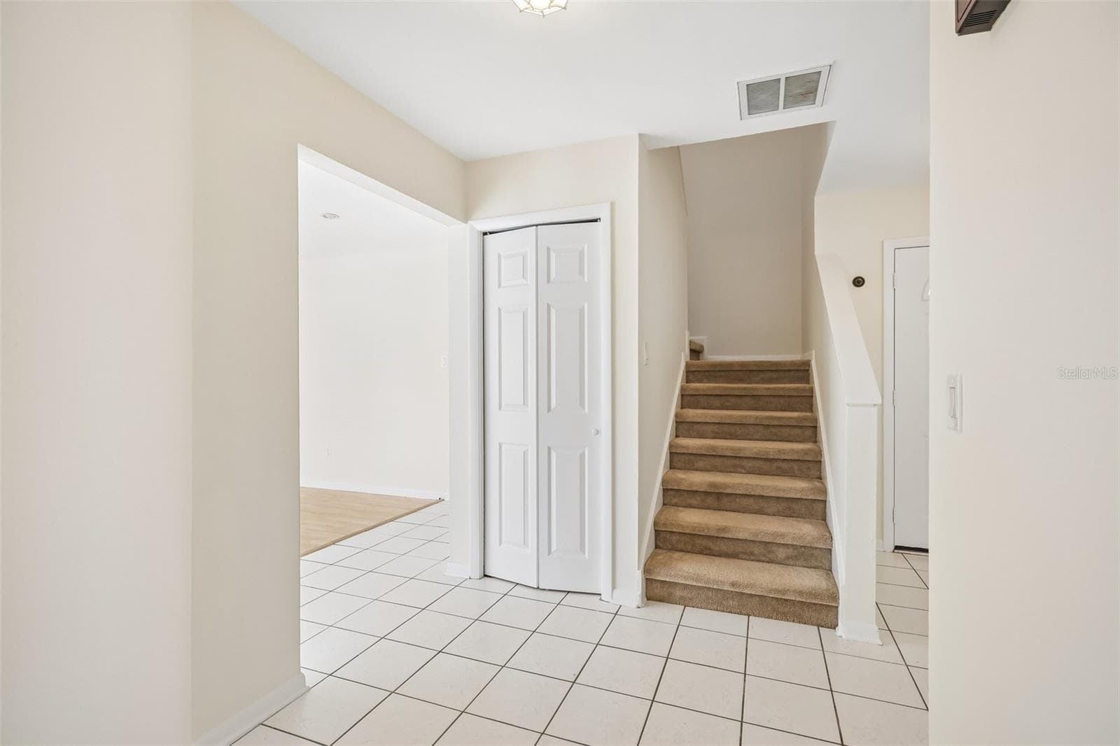 Single Family Residence at 16148 GARDENDALE DR, TAMPA, photo 16 of 43