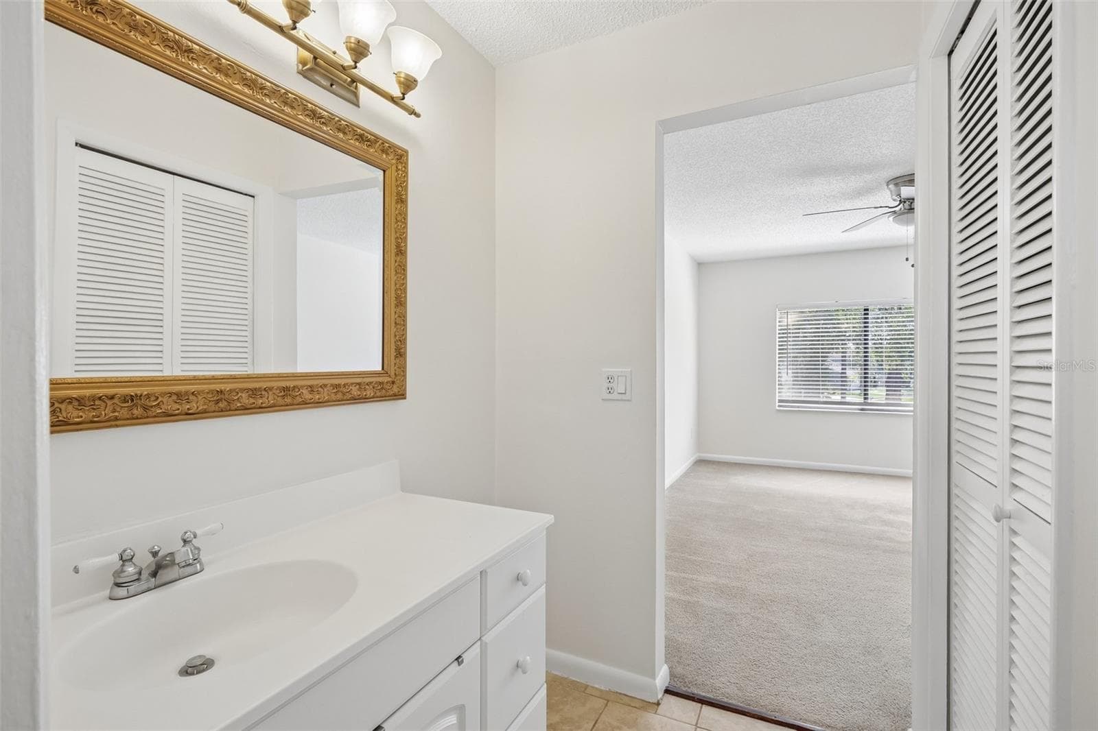 Single Family Residence at 16148 GARDENDALE DR, TAMPA, photo 21 of 43