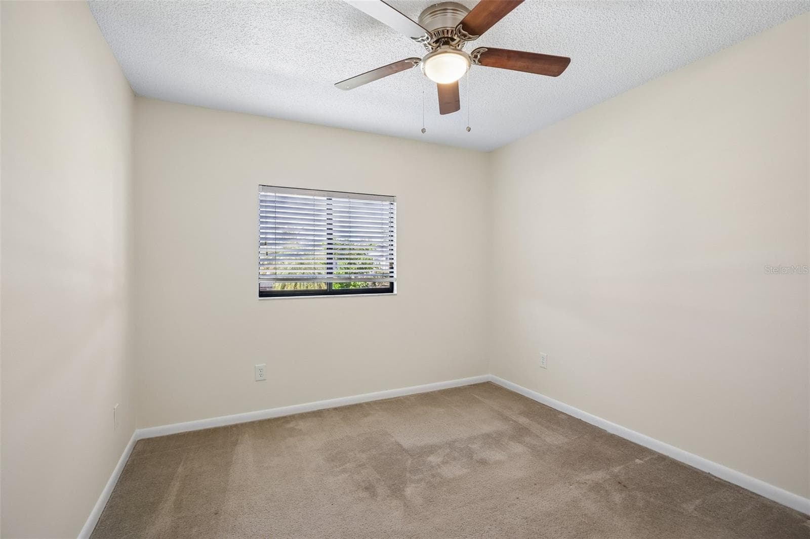 Bedroom 2 - 16148 GARDENDALE DR, TAMPA