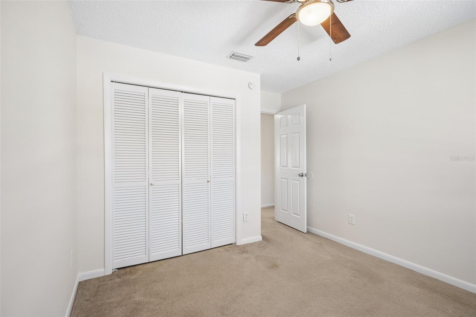 Single Family Residence at 16148 GARDENDALE DR, TAMPA, photo 24 of 43