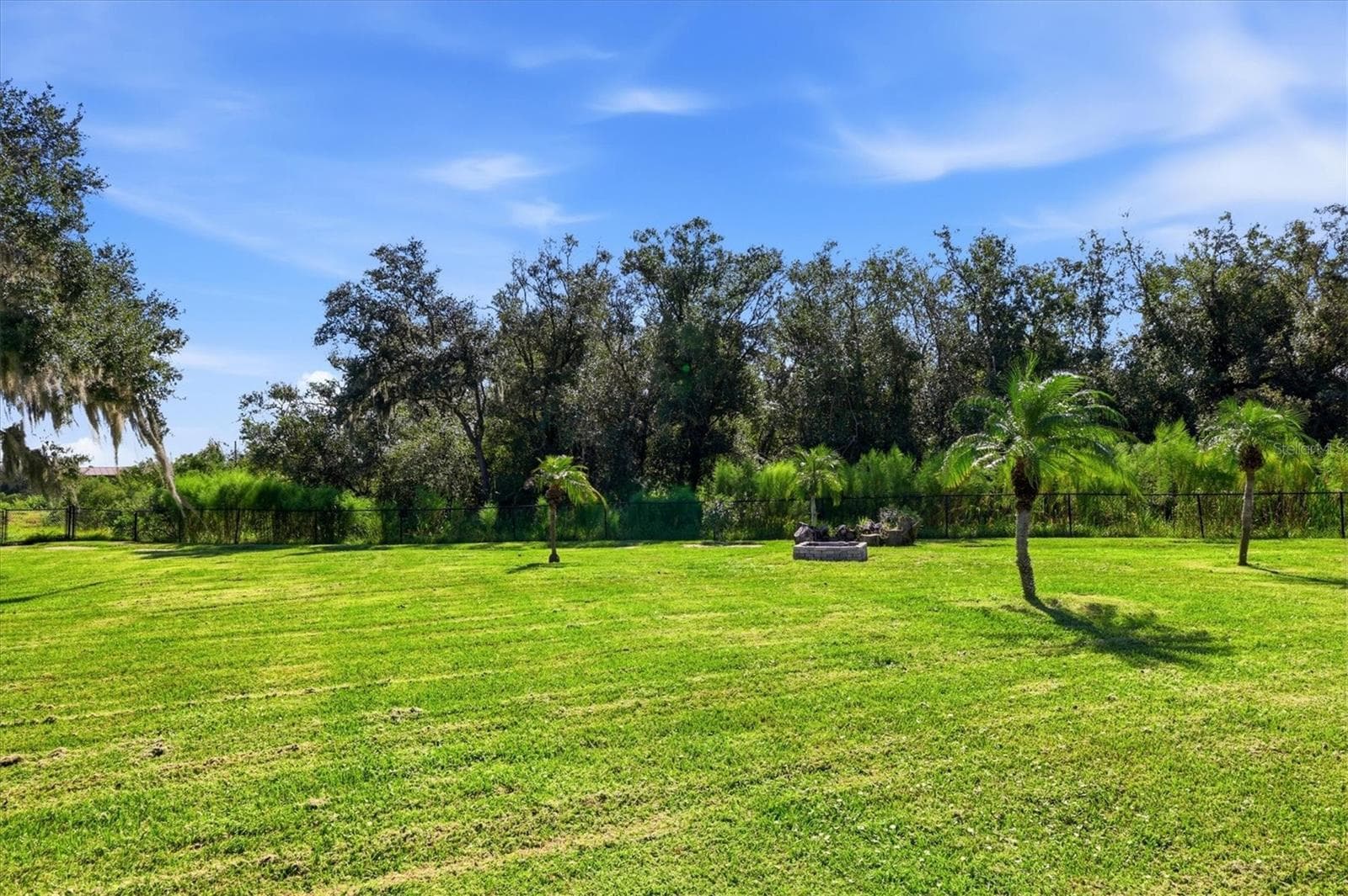 Single Family Residence at 1753 KINGSDOWN DR, SARASOTA, photo 33 of 42