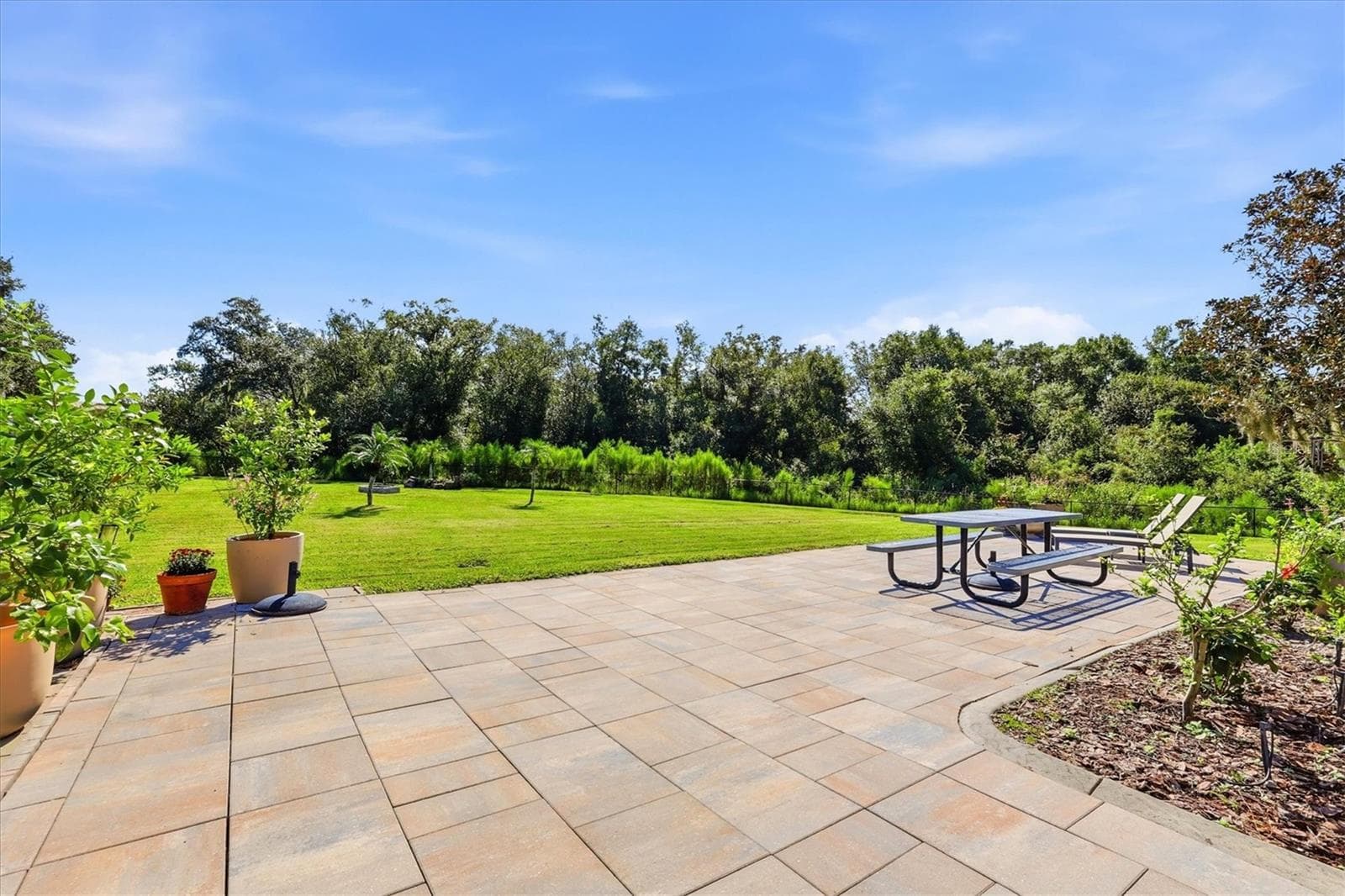 Single Family Residence at 1753 KINGSDOWN DR, SARASOTA, photo 35 of 42