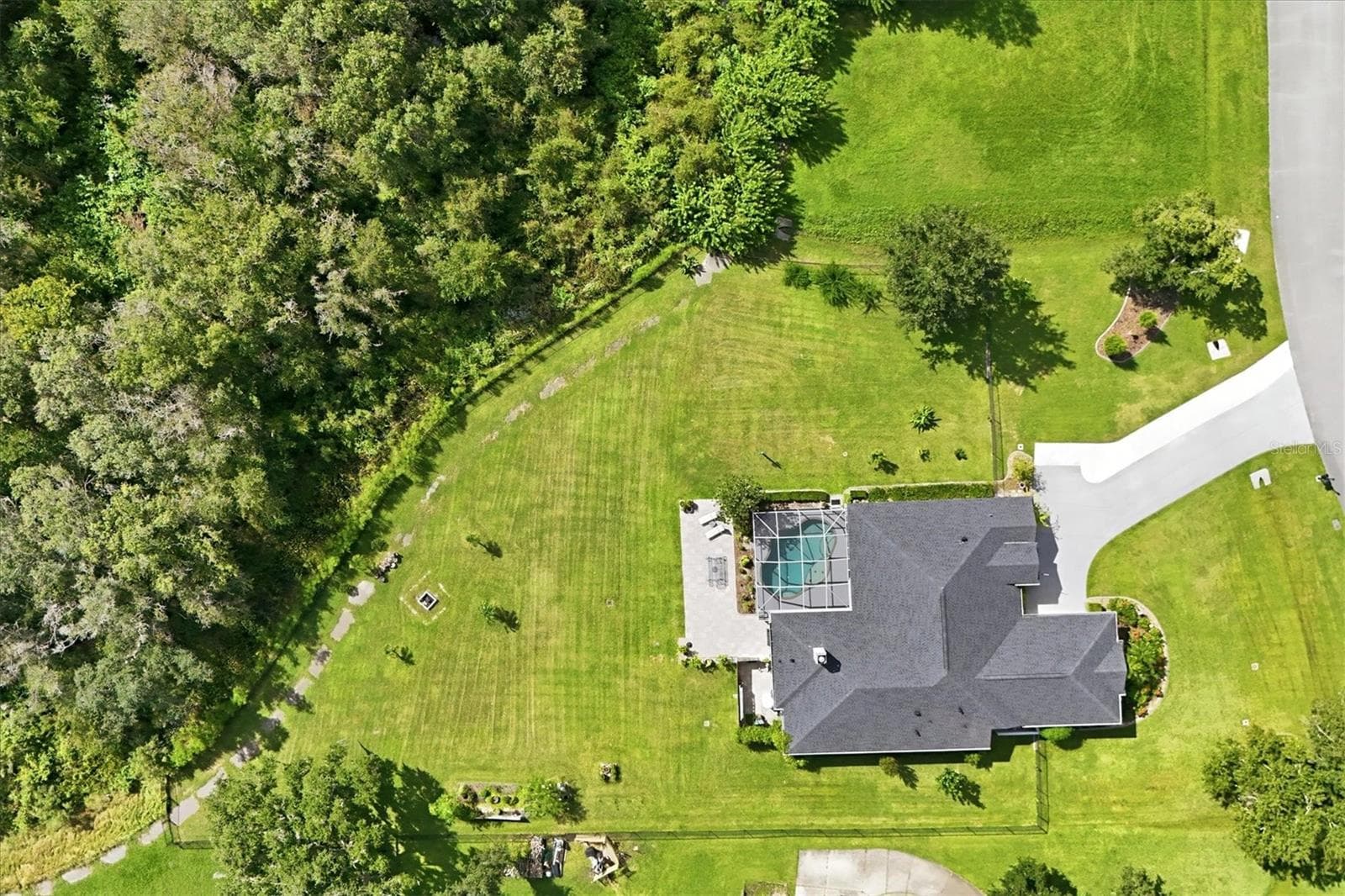 Single Family Residence at 1753 KINGSDOWN DR, SARASOTA, photo 41 of 42