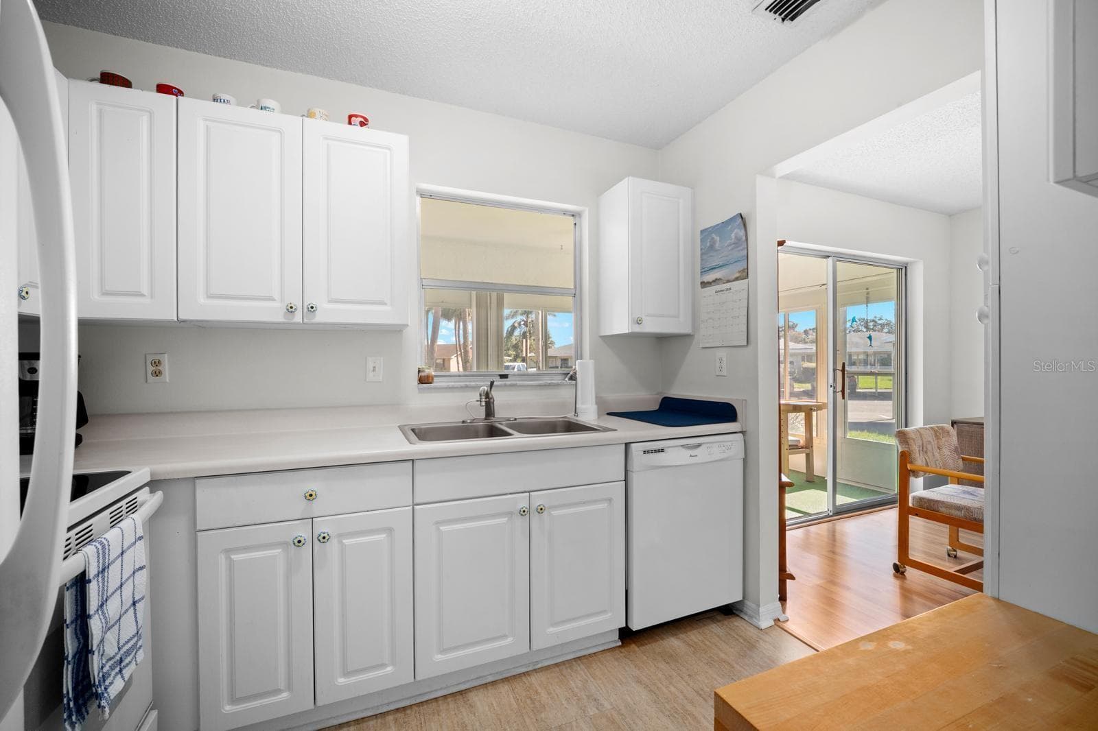 Condominium at 1906 CANTERBURY LN #32, SUN CITY CENTER, photo 12 of 37