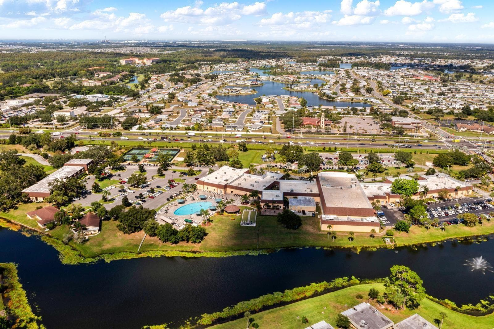 Condominium at 1906 CANTERBURY LN #32, SUN CITY CENTER, photo 26 of 37