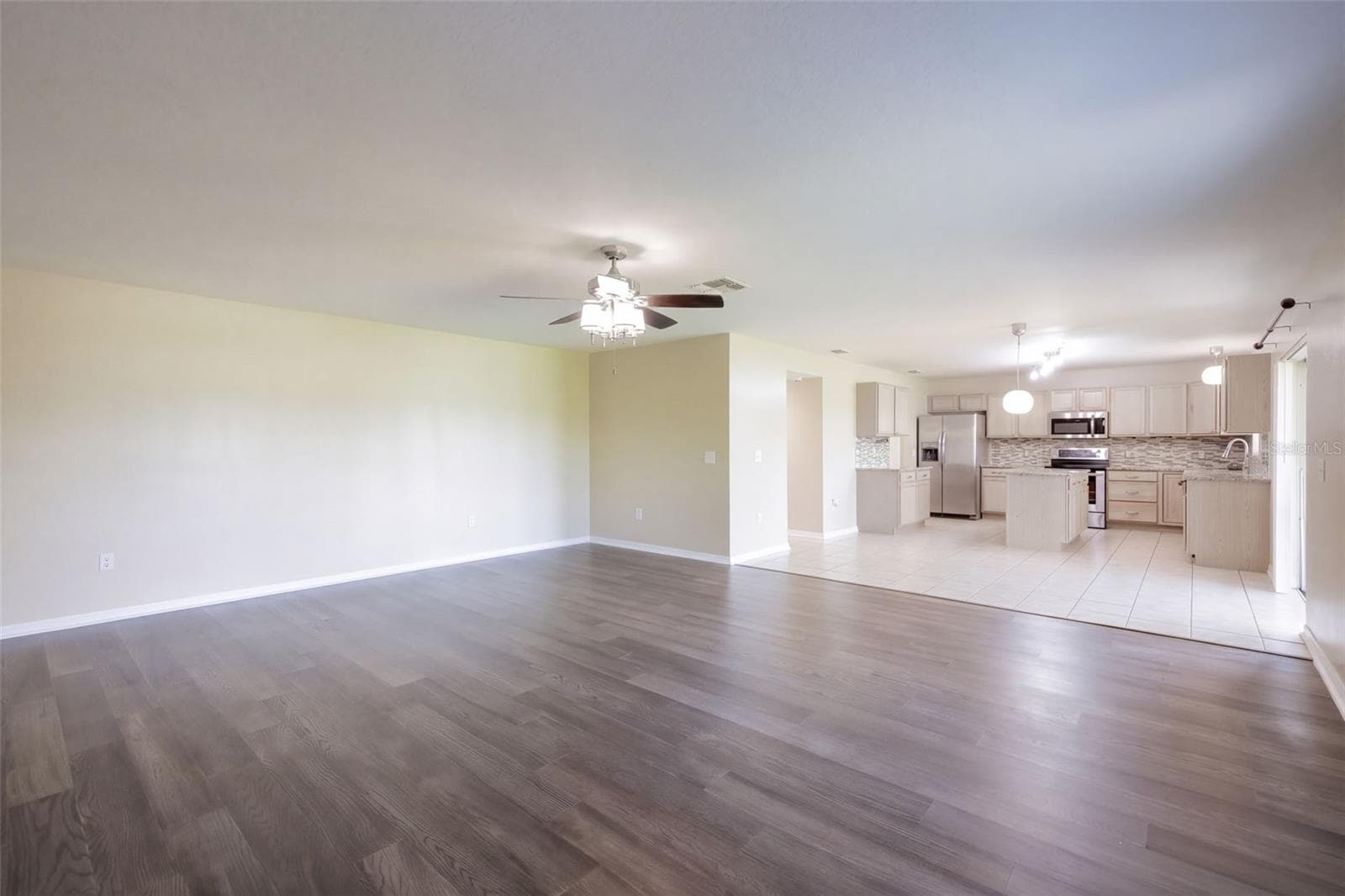 Single Family Residence at 410 FAIRFIELD DR, SANFORD, photo 18 of 55