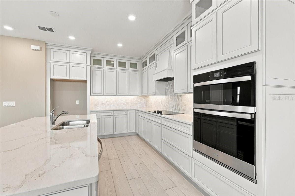 Single Family Residence at 6262 ARGENT WOOD DR, WINTER GARDEN, photo 9 of 47