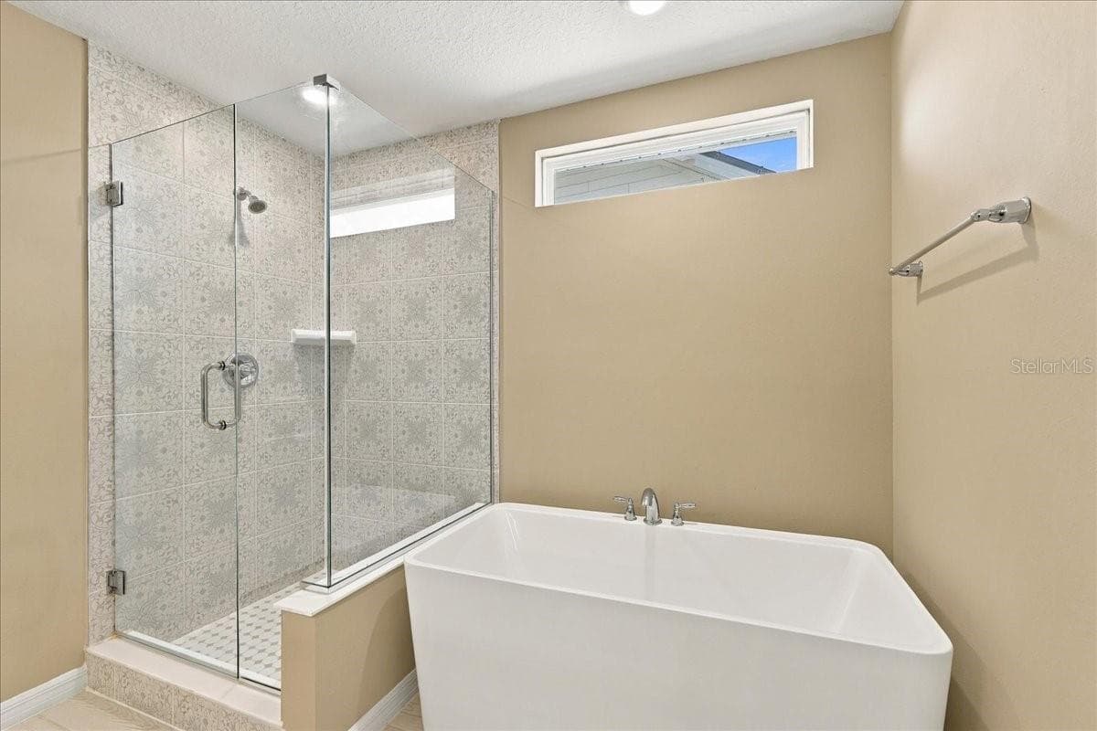 Single Family Residence at 6262 ARGENT WOOD DR, WINTER GARDEN, photo 14 of 47