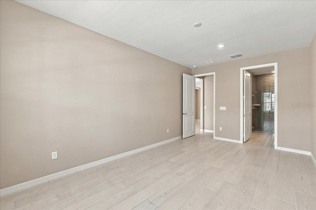 Single Family Residence at 6262 ARGENT WOOD DR, WINTER GARDEN, photo 17 of 47