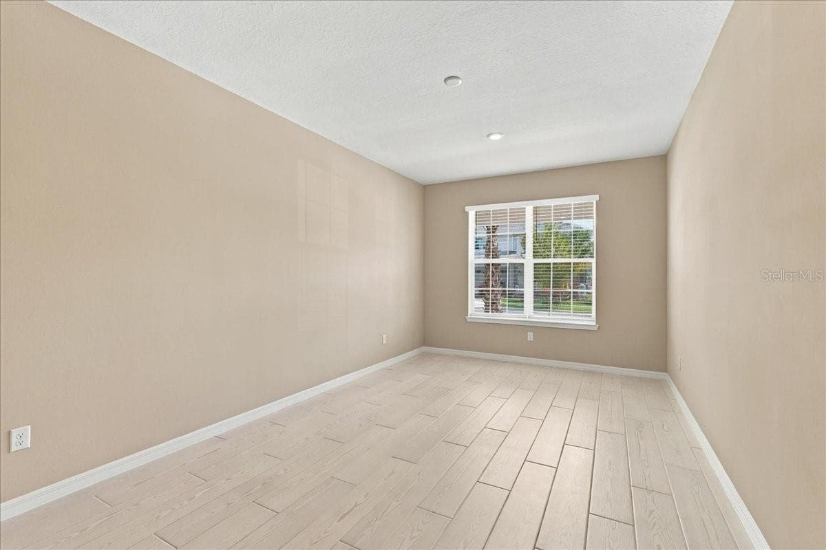 Single Family Residence at 6262 ARGENT WOOD DR, WINTER GARDEN, photo 18 of 47