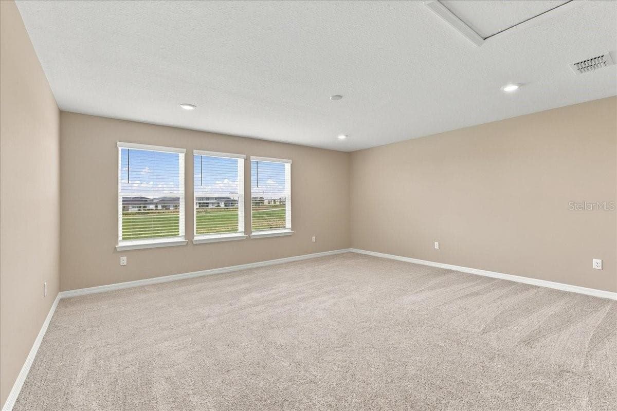 Single Family Residence at 6262 ARGENT WOOD DR, WINTER GARDEN, photo 30 of 47