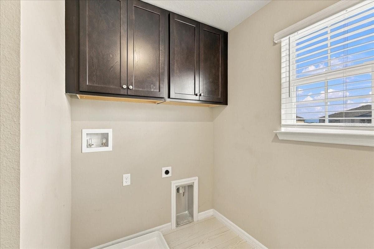 Single Family Residence at 6262 ARGENT WOOD DR, WINTER GARDEN, photo 31 of 47