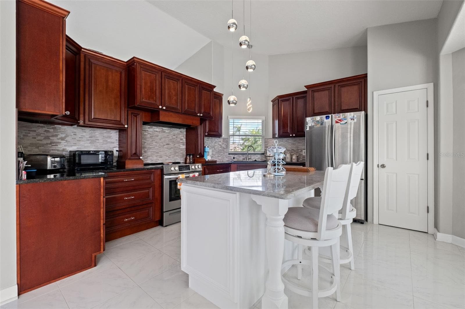 Single Family Residence at 8916 KEATS DR, HUDSON, photo 13 of 92