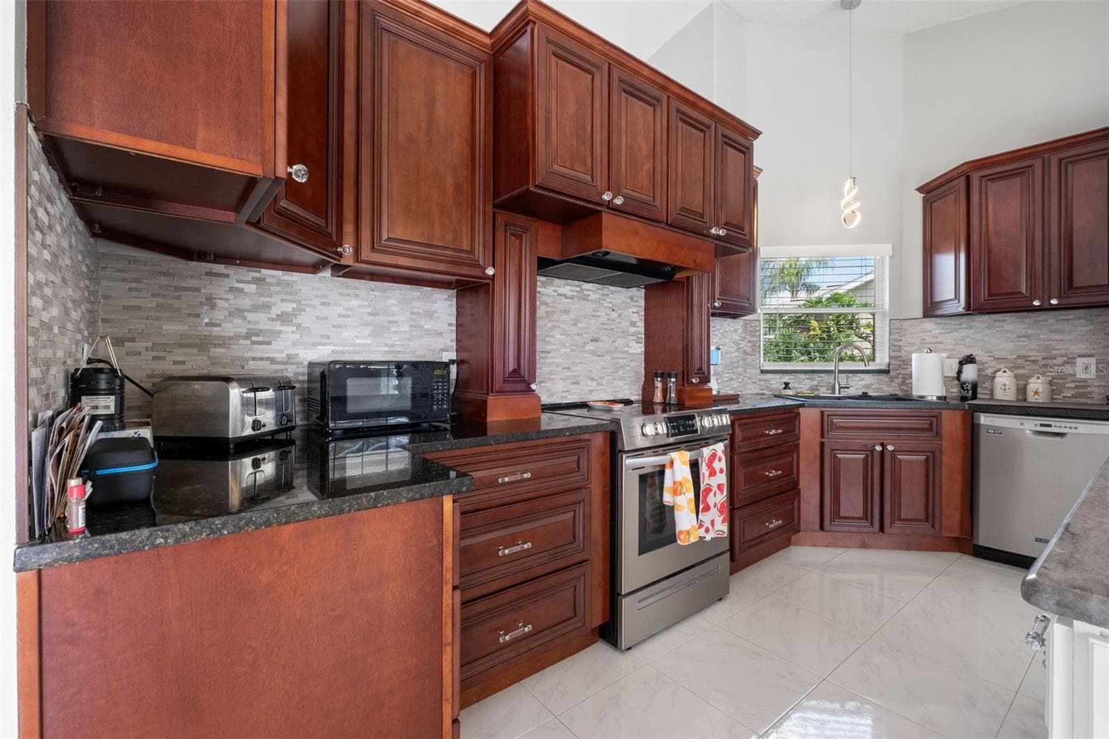 Single Family Residence at 8916 KEATS DR, HUDSON, photo 14 of 92