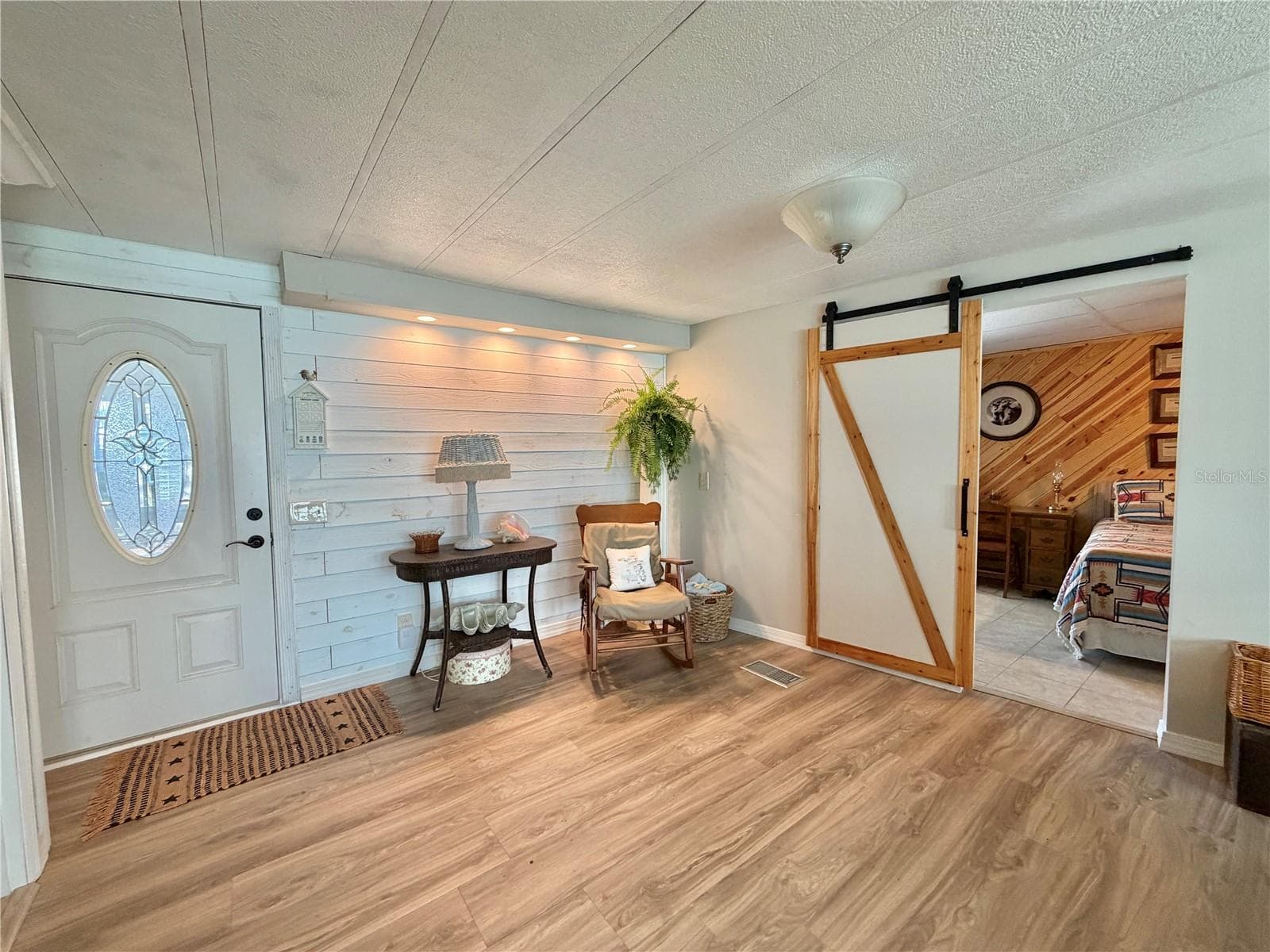 Mobile Home at 107 ROYAL PALM DR, LEESBURG, photo 2 of 60