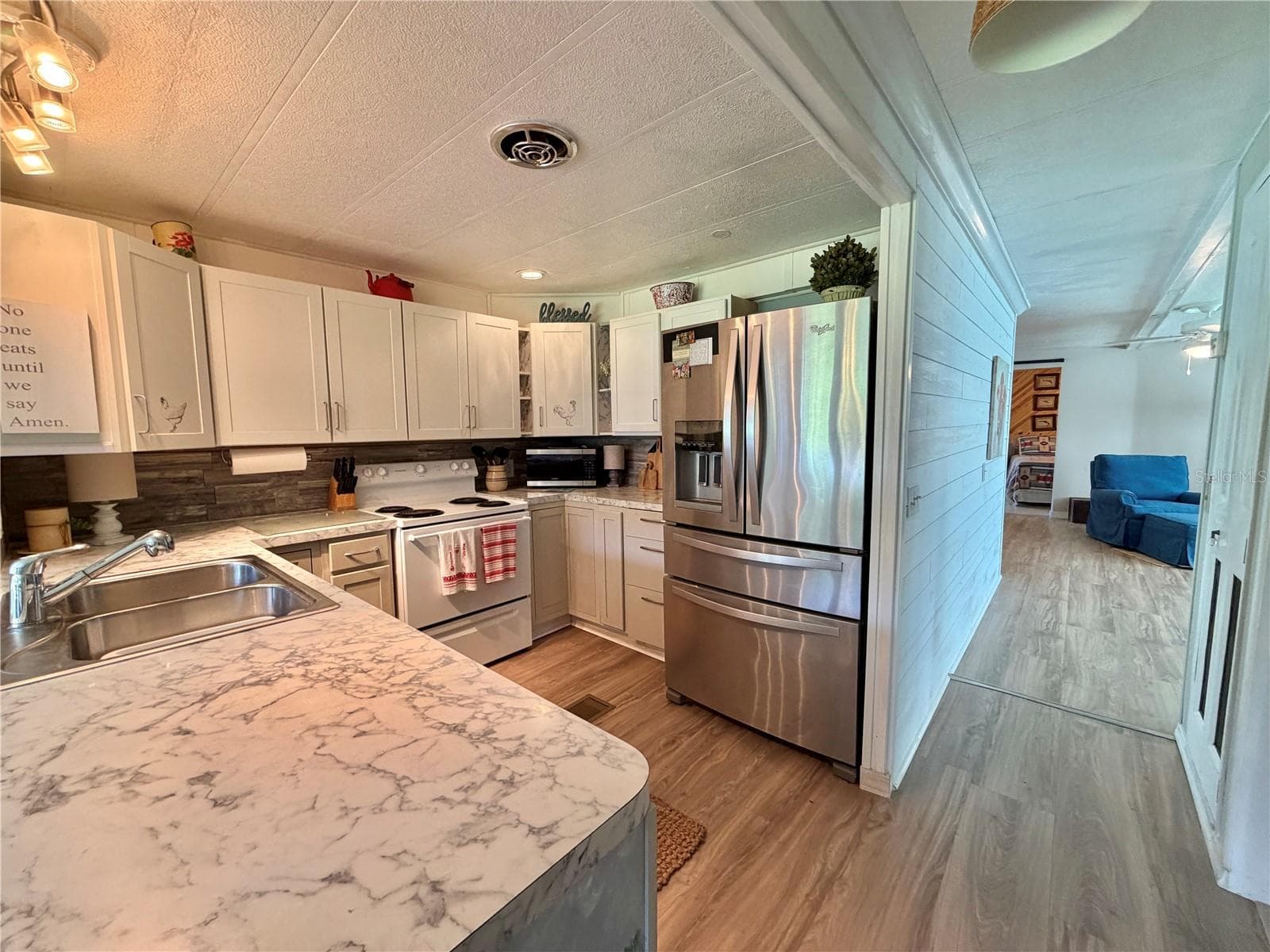 Mobile Home at 107 ROYAL PALM DR, LEESBURG, photo 24 of 60