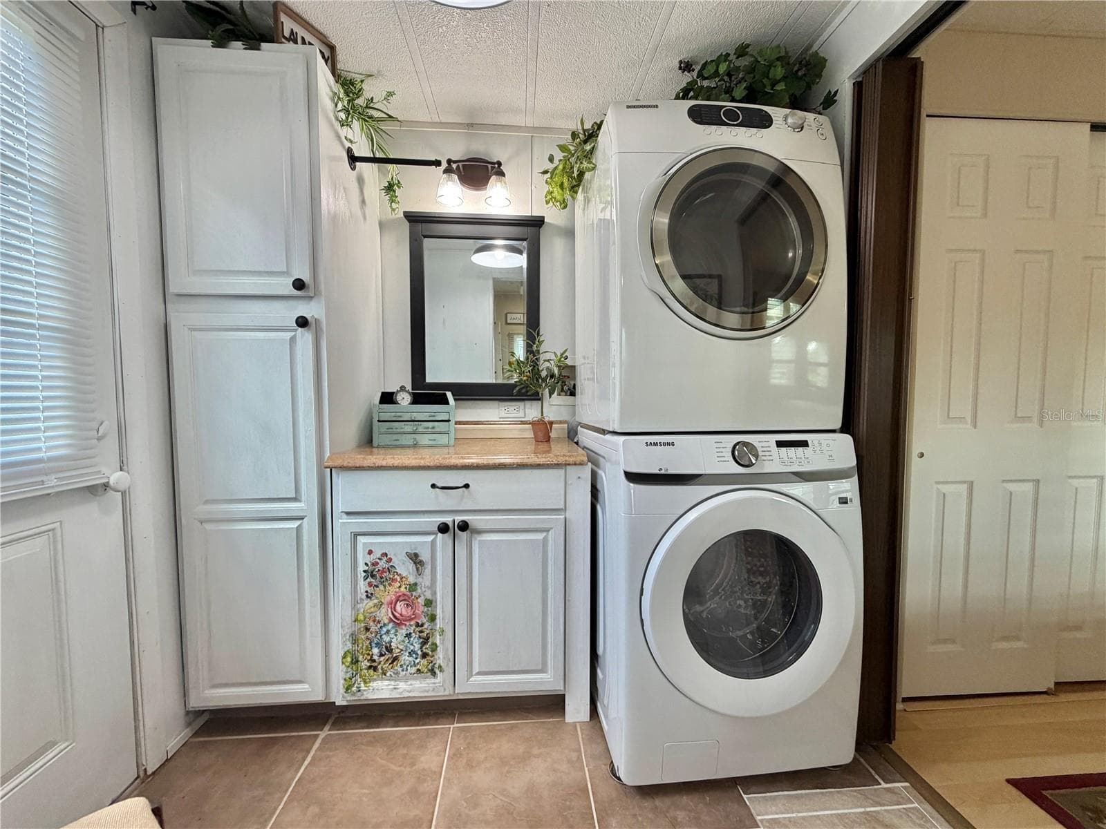 Mobile Home at 107 ROYAL PALM DR, LEESBURG, photo 38 of 60