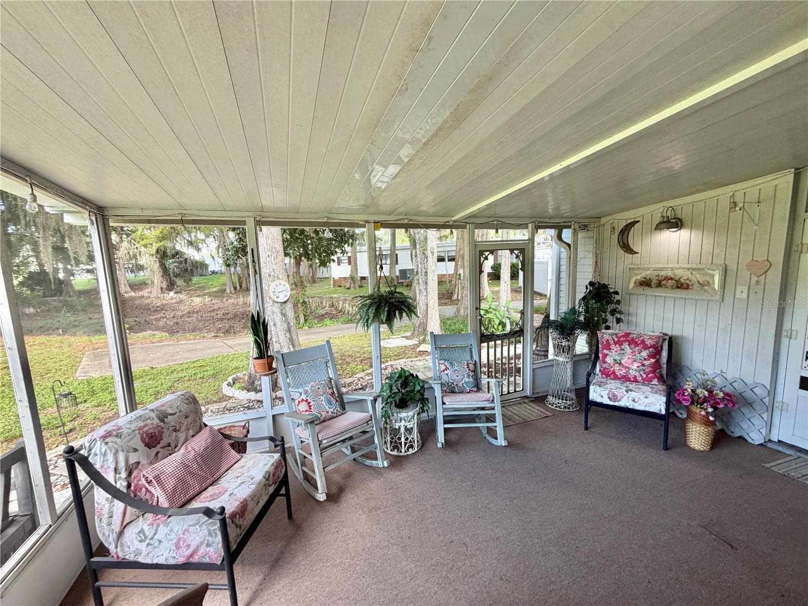 Mobile Home at 107 ROYAL PALM DR, LEESBURG, photo 43 of 60