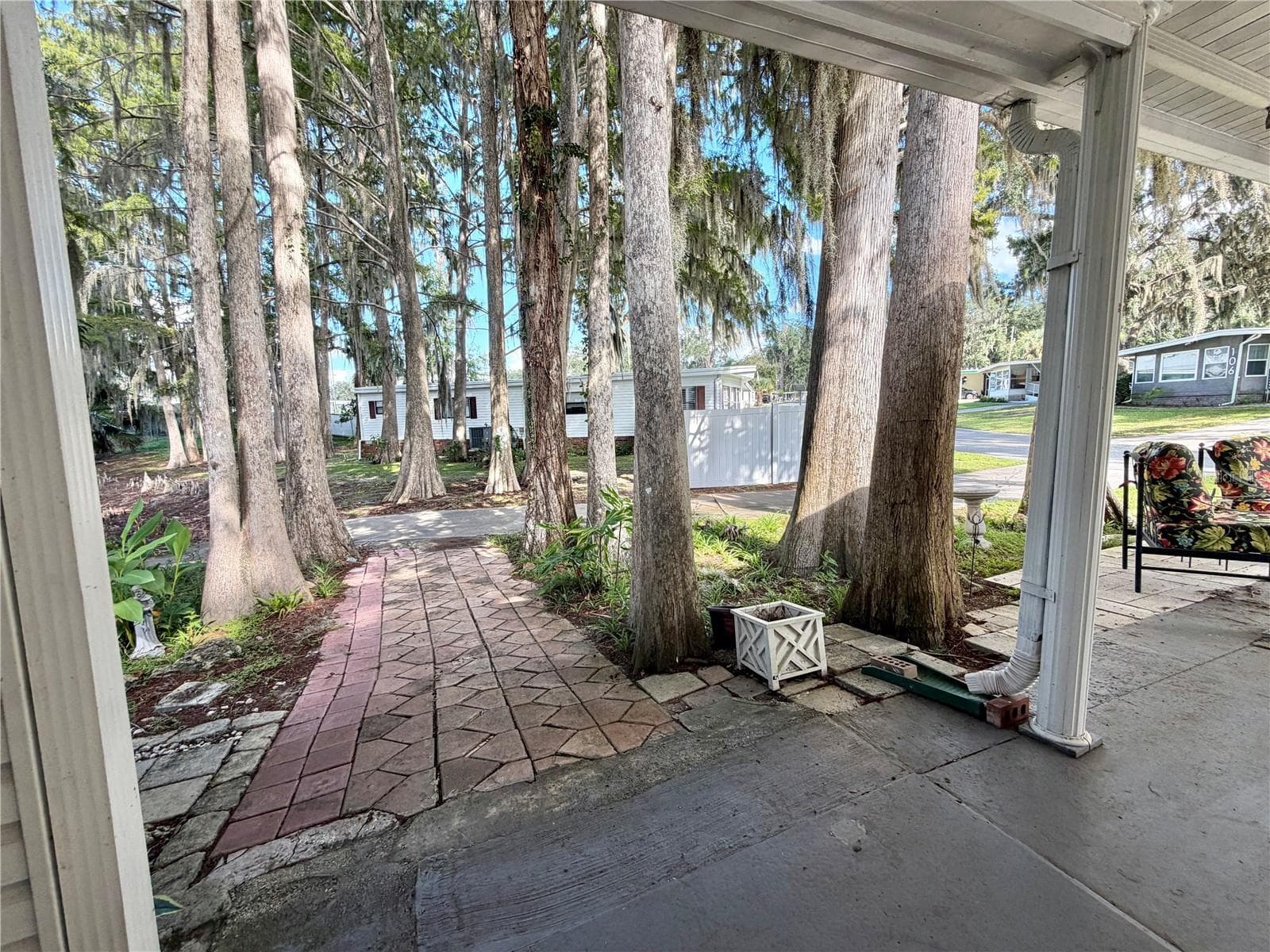 Mobile Home at 107 ROYAL PALM DR, LEESBURG, photo 54 of 60