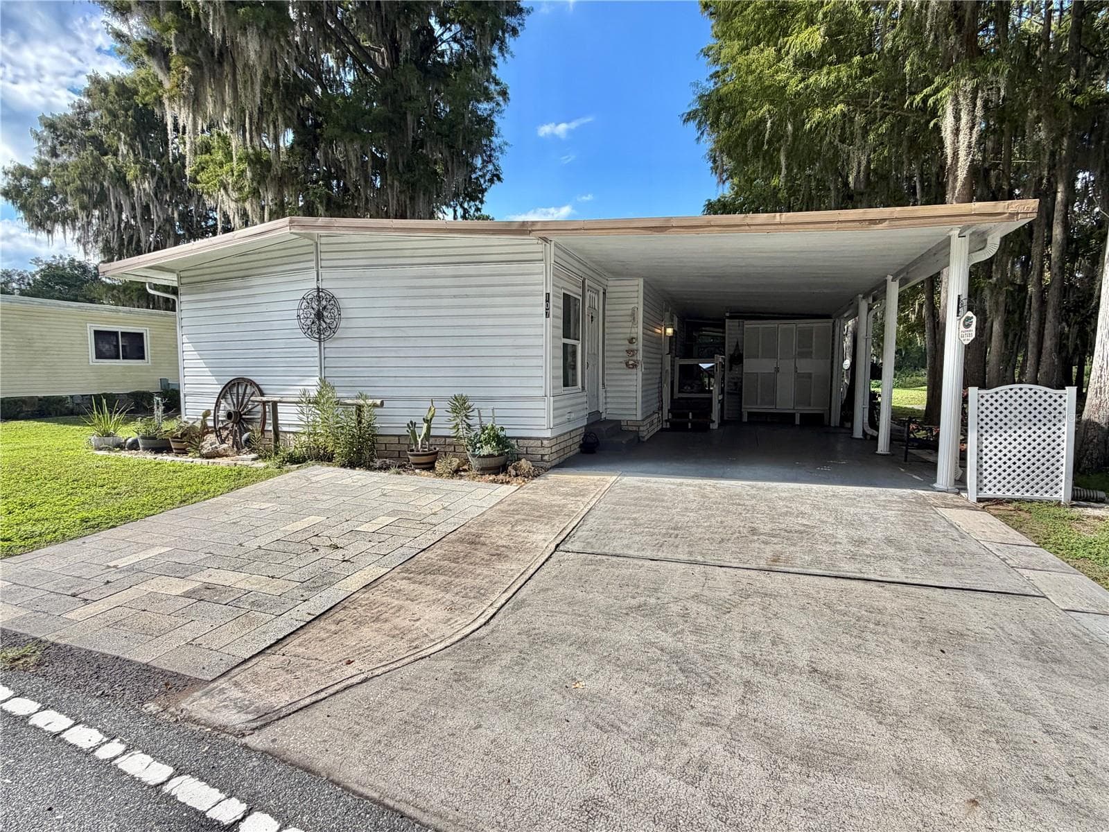 Mobile Home at 107 ROYAL PALM DR, LEESBURG, photo 56 of 60