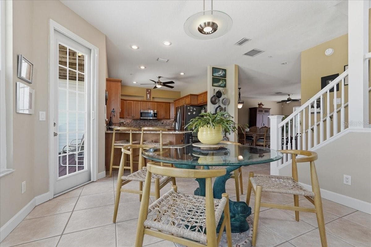 Townhouse at 101 SHOALS CIR, NORTH REDINGTON BEACH, photo 35 of 100