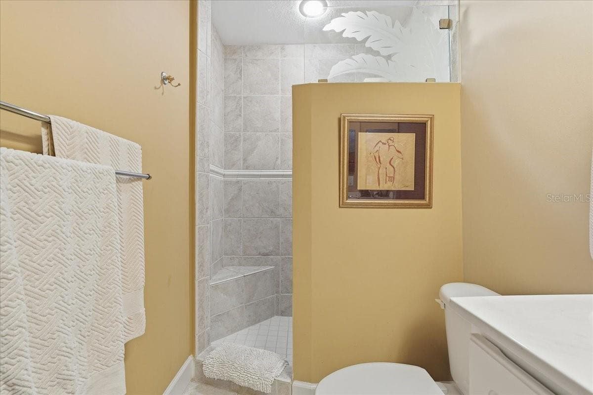 Townhouse at 101 SHOALS CIR, NORTH REDINGTON BEACH, photo 64 of 100