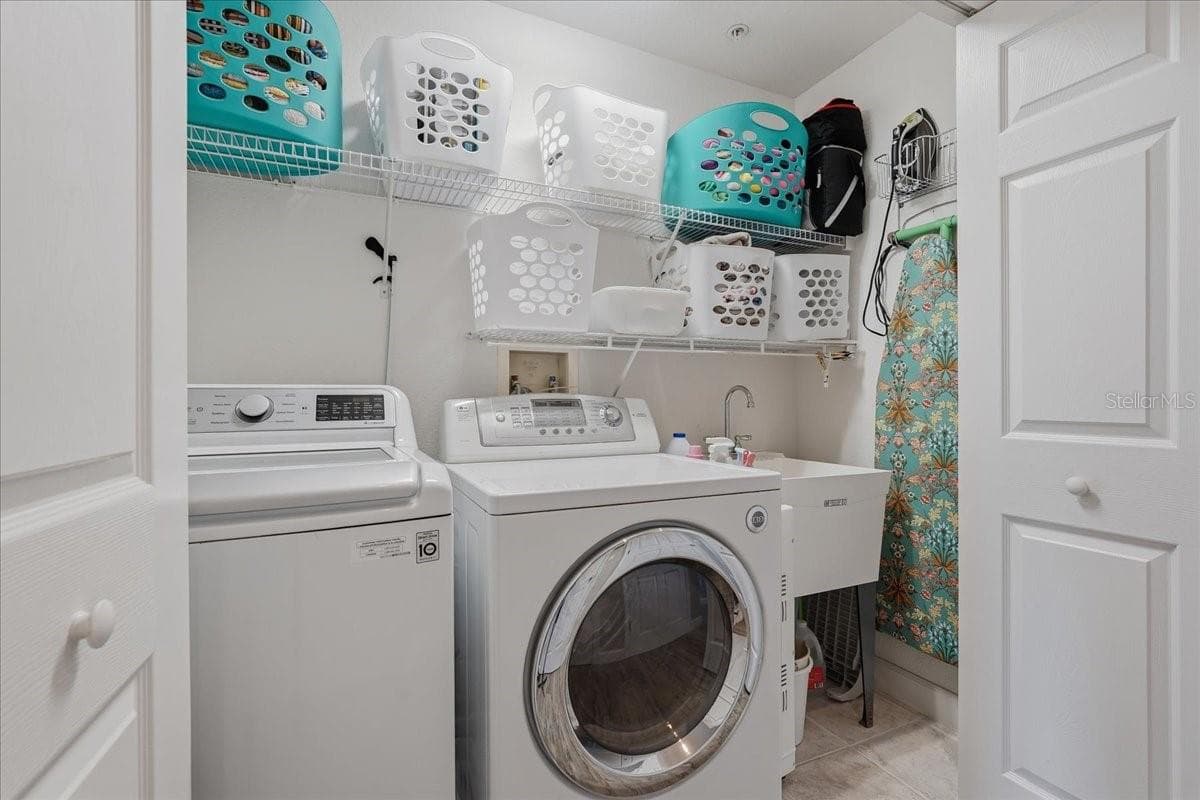 Townhouse at 101 SHOALS CIR, NORTH REDINGTON BEACH, photo 65 of 100