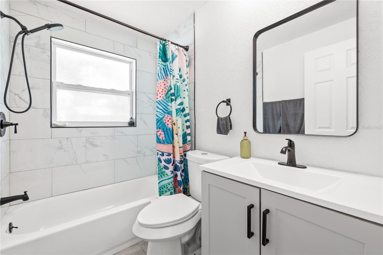 Single Family Residence at 1486 CAROLYN LN, CLEARWATER, photo 19 of 32