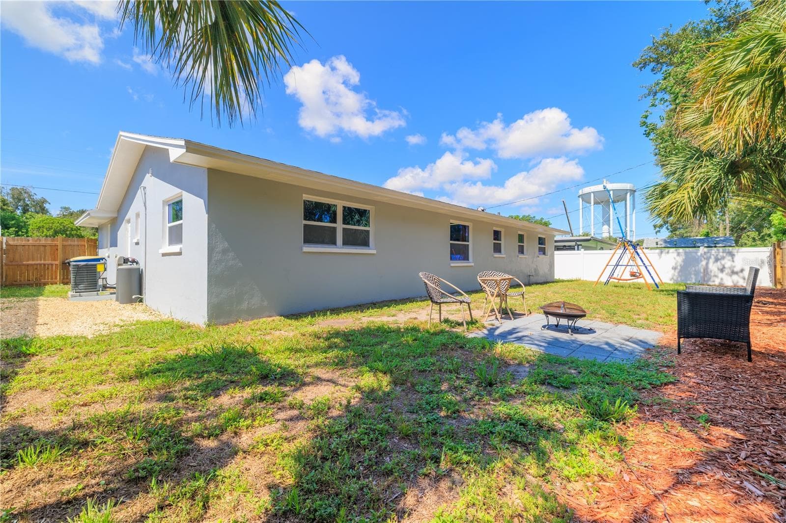 Single Family Residence at 1486 CAROLYN LN, CLEARWATER, photo 25 of 32